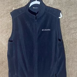 Columbia Black fleece Vest